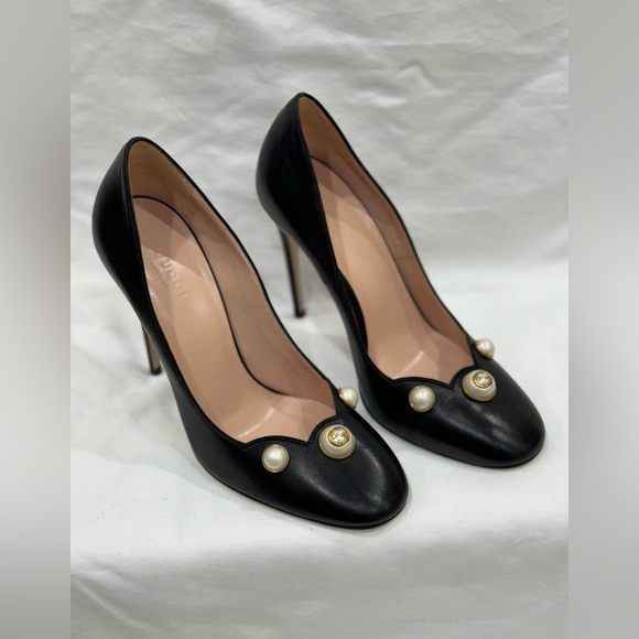 COPY - GUCCI MALAGA KID LEATHER PUMPS. Size 37. Black. Gently used - Picture 5 of 5